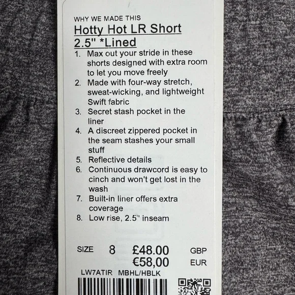 lululemon hotty hot shorts 2.5” - Picture 2 of 8